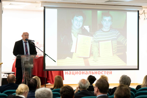 Прошёл вечер памяти общественного деятеля, Президента РМА А.А. Айгистова